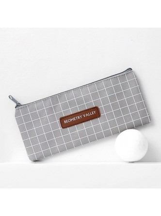 جامدادی شطرنجی و خال خالی