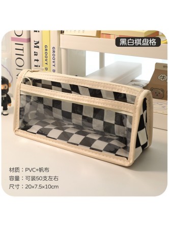 جامدادی شفاف شطرنجی