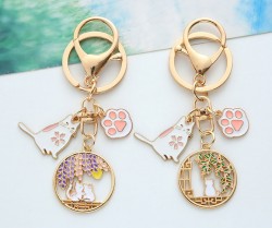 آویز و جاکلیدی گربه دم پنجره