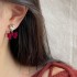 ست گوشواره های مخملی قرمز