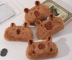 جامدادی خرس مخملی