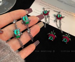 ست گوشواره هیولای یک چشم