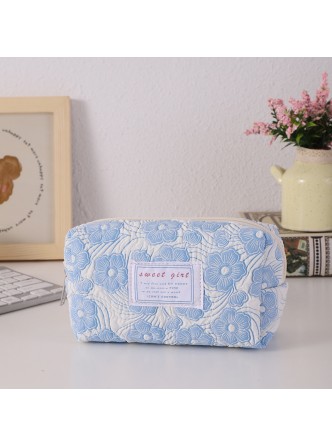 جامدادی پارچه ای گل برجسته 