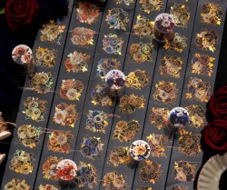 چسب واشی استیکری طلاکوب گل